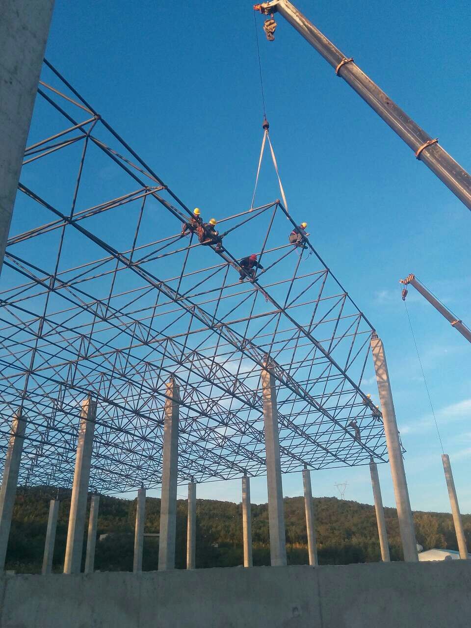 乌兰察布汪清物流园网架